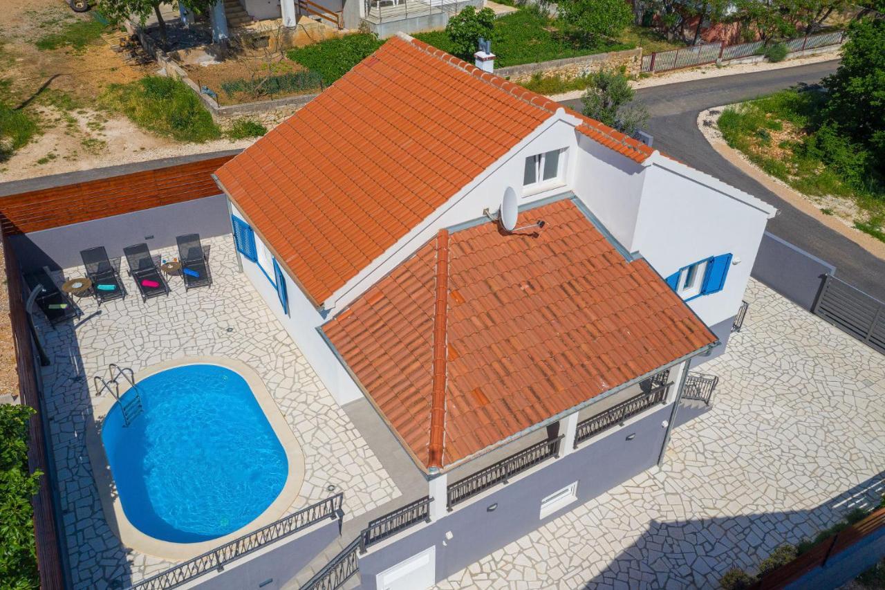 Villa Nika Jasenice  Exteriör bild